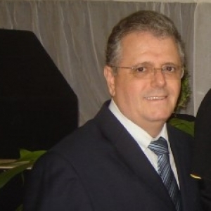 Dr. Almir Borges Franco, cirurgio-dentista