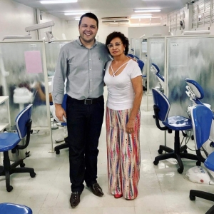 Dr. Marra, presidente do CRO-TO e Dra. Zeila Coelho, coordenadora do curso de Odontologia da UNIRG